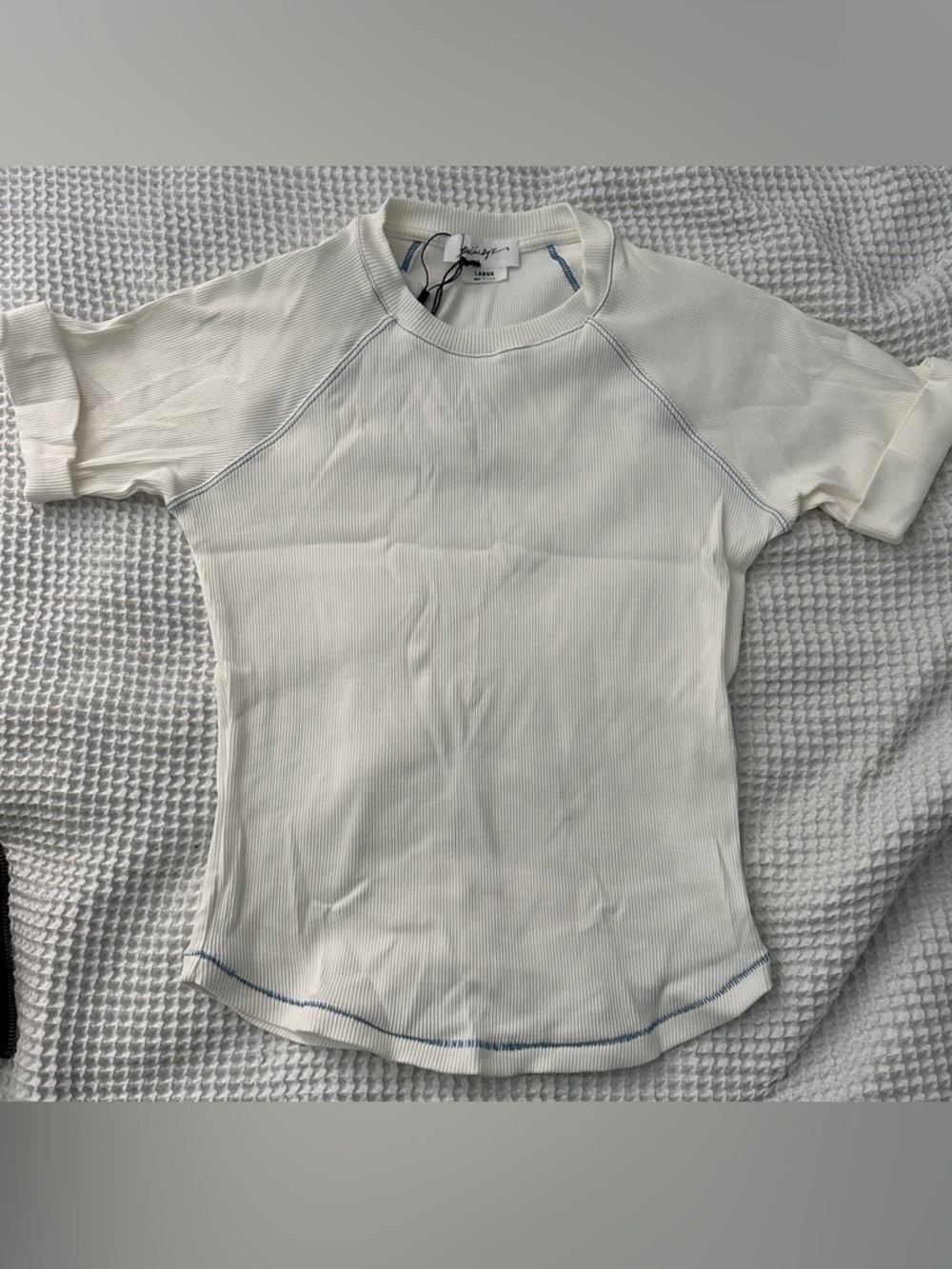 Rani Tee - Picture 2 of 8